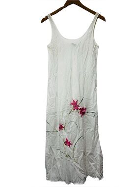 Vintage Natori Embroidered Night Gown